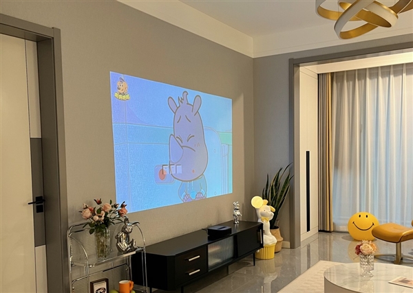 有什么区别 当贝U1评测 教你怎么选pg电子平台长焦投影仪和超短焦投影仪(图5)